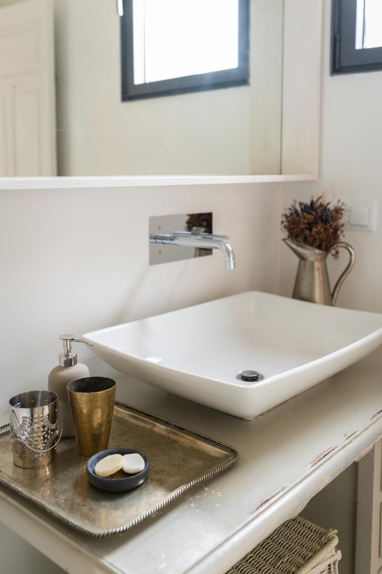 Casa Boutique San Bernardo, Con Jacuzzi Y Parking. Sevilla